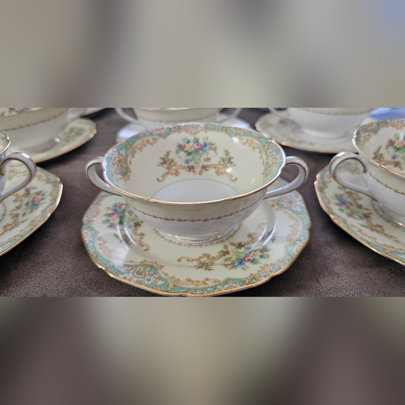 Footed Cream Soup Bowl & Saucer Sets Selling 1set at a time. - Picture 4 of 10